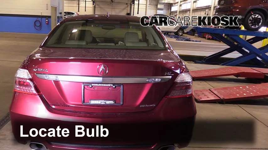 2009 Acura RL 3.7L V6 Lights Center Brake Light (replace bulb)